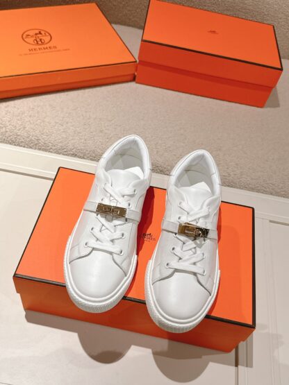 Hermès couple's white gold Kelly buckle classic flat casual shoes
