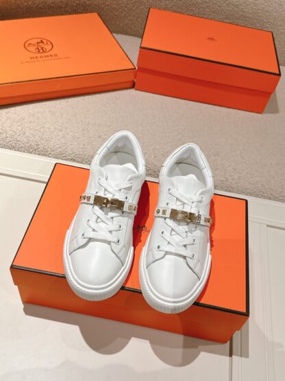 Hermes couple white and silver Kelly shoe buckle classic flat casual shoes