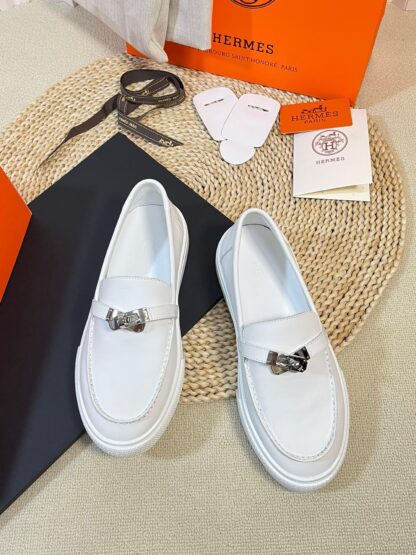 Hermes Kelly buckle white stylish and noble casual loafers