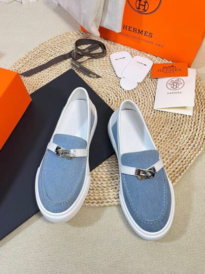 Hermes Kelly shoe buckle blue and white fashion noble casual loafers