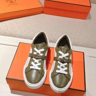 Hermes classic couple style white and green kelly buckle classic versatile casual shoes