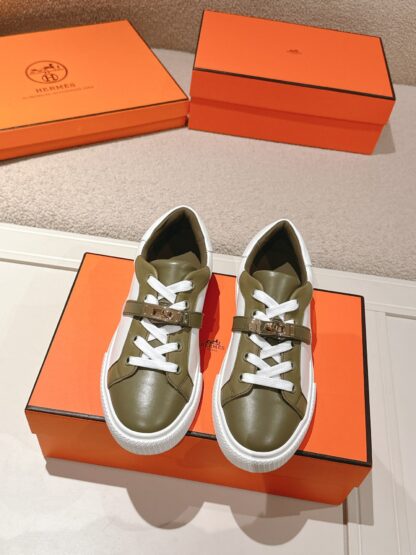 Hermes classic couple style white and green kelly buckle classic versatile casual shoes