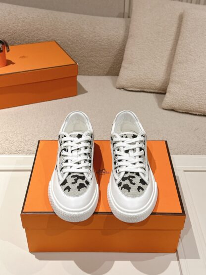 Hermes couple gray and black fashion retro casual skateboard shoes