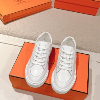 Hermes couple pure white fashion retro casual skateboard shoes