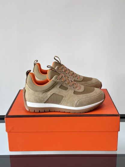 Hermès lightweight and versatile fashion apricot orange color matching sneakers