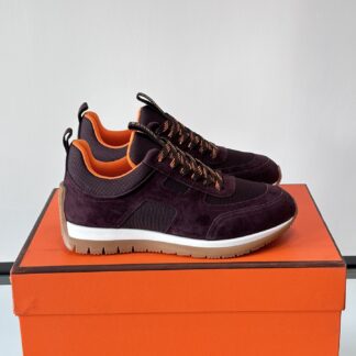 Hermès lightweight and versatile fashion dark red sneakers
