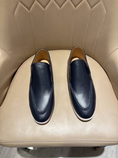 Hermès classic dark blue high-end loafers