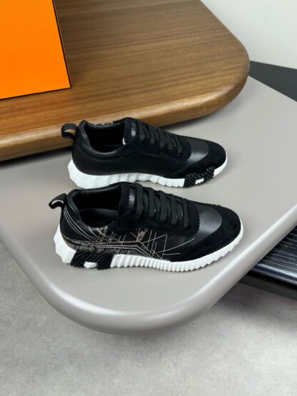 Hermès black and white color matching embroidery brand temperament thick-soled casual shoes
