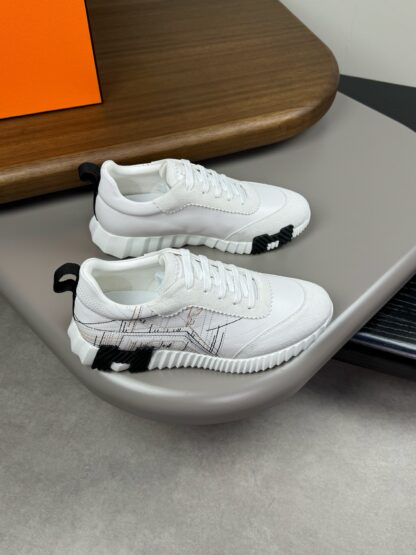 Hermès white embroidered brand temperament thick-soled casual shoes