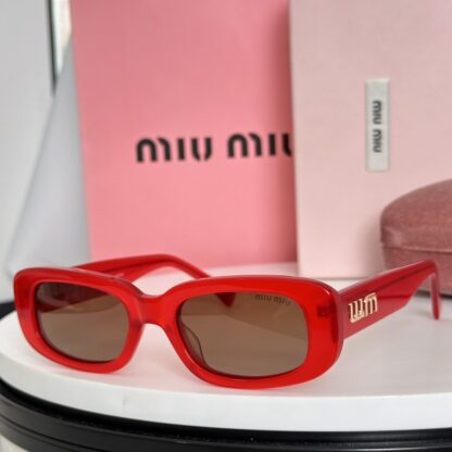 Miu Miu trendy fashion sunglasses - Image 2