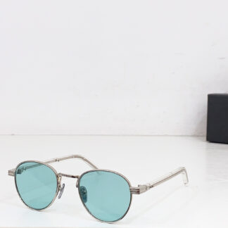 Prada fashion trend sunglasses