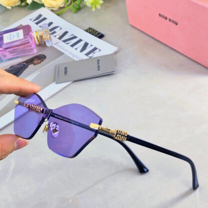 Miu Miu trendy fashion sunglasses - Image 2