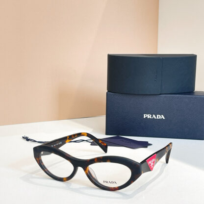Prada fashion trend sunglasses