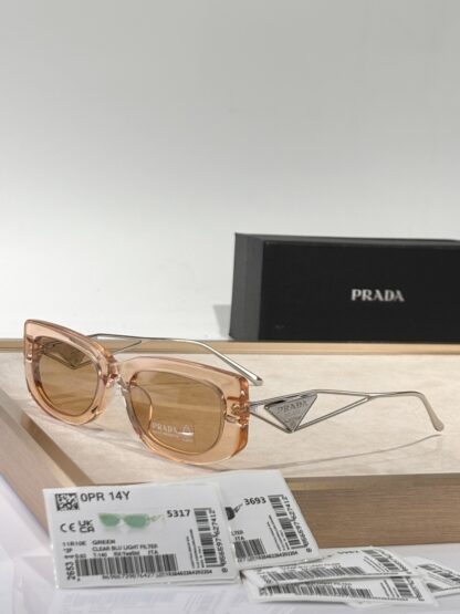 Prada fashion trend sunglasses