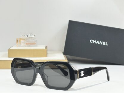 Chanel Fashion Sunglasses - Image 2