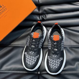 Hermes men's comfortable and soft black and orange color matching casual sports shoes