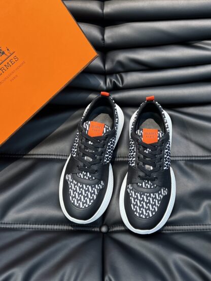 Hermes men's comfortable and soft black and orange color matching casual sports shoes