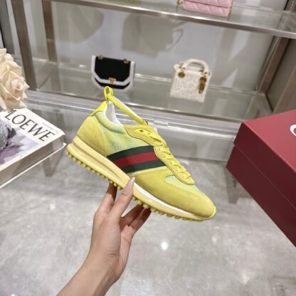Gucci removable and adjustable ankle strap sneakers - Image 2