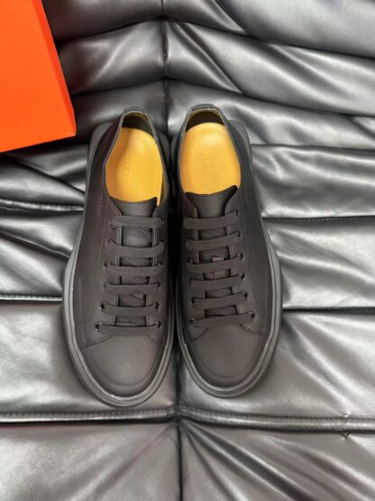 Hermes black high-end leather casual shoes