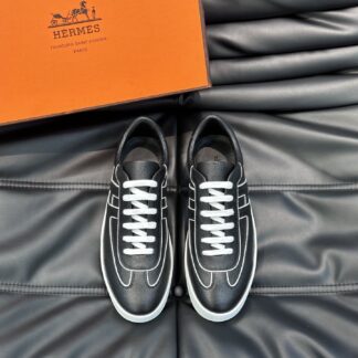 Hermès men's soft and lightweight black and white low-top casual sneakers