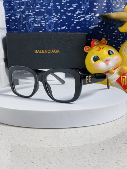 Balenciaga fashion sunglasses