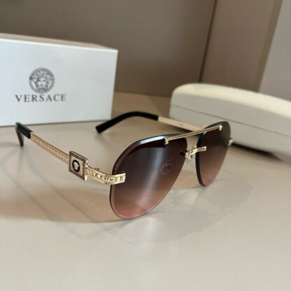 Versace fashion trend sunglasses