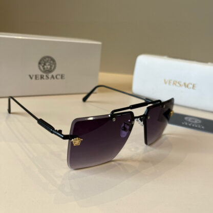Versace fashion trend sunglasses