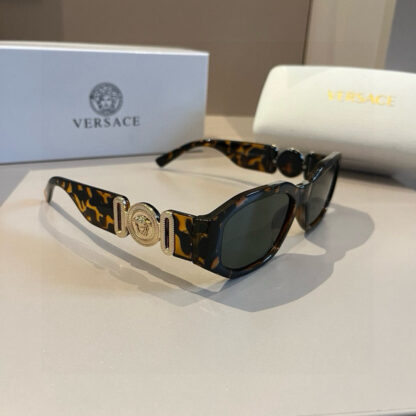 Versace fashion trend sunglasses