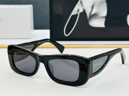 Versace fashion trend sunglasses