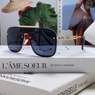 Versace fashion trend sunglasses