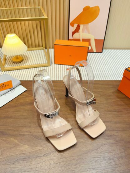 Hermès handmade stiletto sandals in light brown