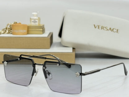 Versace fashion trend sunglasses