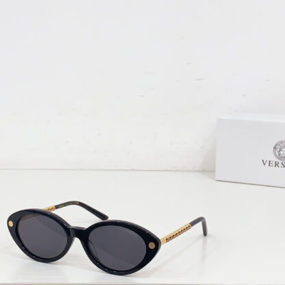 Versace fashion trend sunglasses