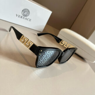 Versace fashion trend sunglasses