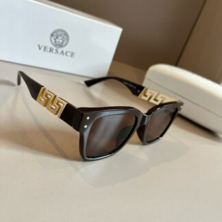 Versace fashion trend sunglasses
