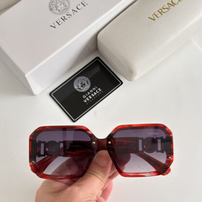 Versace fashion trend sunglasses