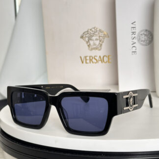 Versace fashion trend sunglasses