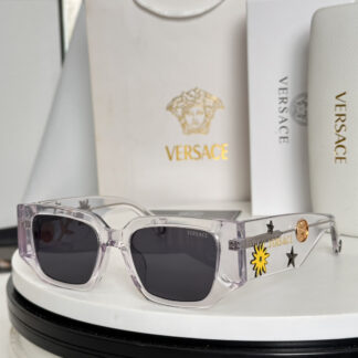 Versace fashion trend sunglasses
