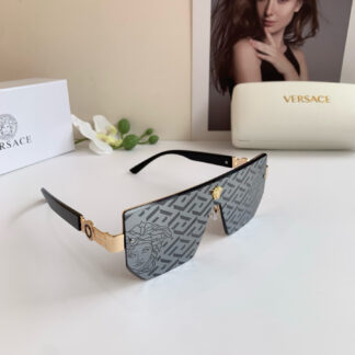 Versace fashion trend sunglasses