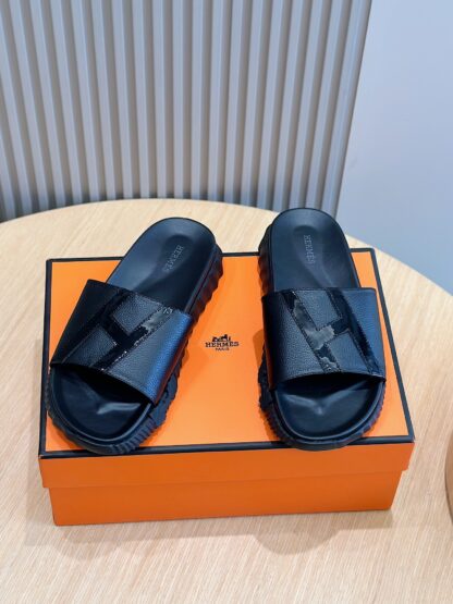 Hermès Men's Black Ultra Light Comfort Slippers