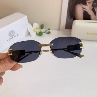 Versace fashion trend sunglasses