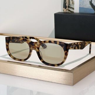 Yves Saint Laurent fashion sunglasses