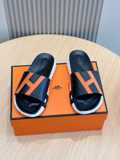 Hermès men's black and orange ultra-light and comfortable slippers