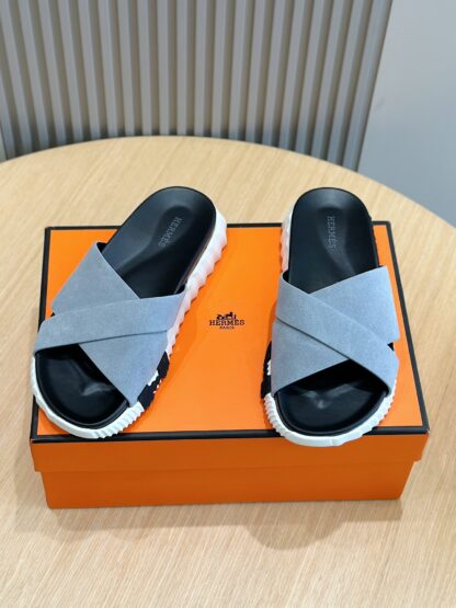 Hermès Men's Light Grey Cross Ultra Light Comfort Slippers