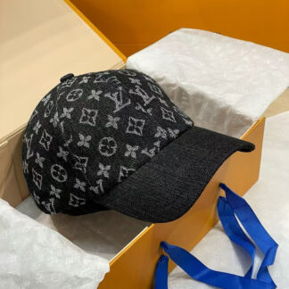 Louis Vuitton Spring and Summer New Baseball Cap