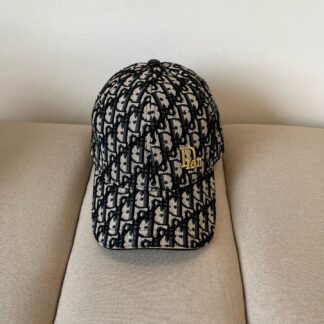 Dior simple and versatile fashion baseball cap