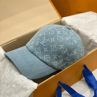 Louis Vuitton Spring and Summer New Baseball Cap
