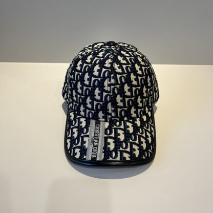 Dior simple and versatile fashion baseball cap