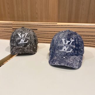 Louis Vuitton Korean version of the new British style baseball cap