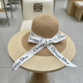 Dior exquisite ladylike straw hat